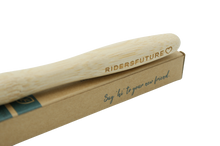 Laden Sie das Bild in den Galerie-Viewer, Bambus-Zahnbürste Bruno