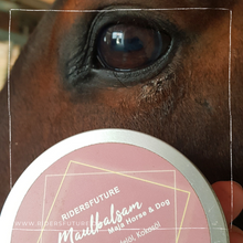 Laden Sie das Bild in den Galerie-Viewer, Maulbalsam Maja (Pferd und Hund)